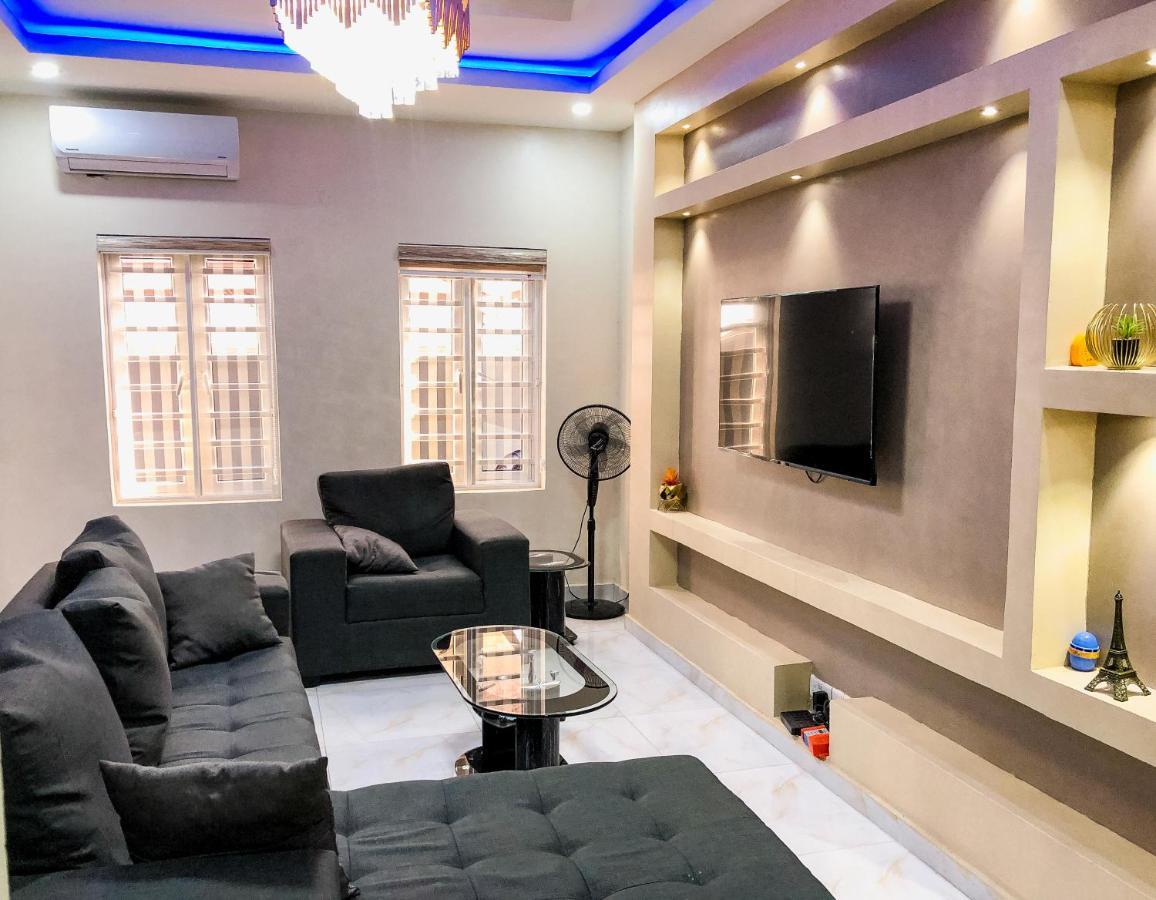 Crayford Homes Ikeja Buitenkant foto