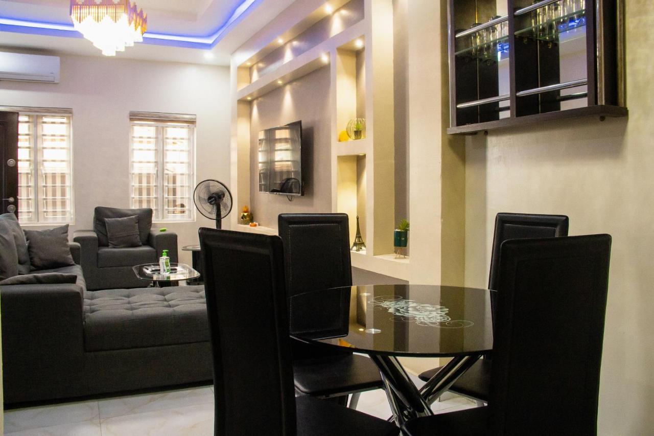 Crayford Homes Ikeja Buitenkant foto