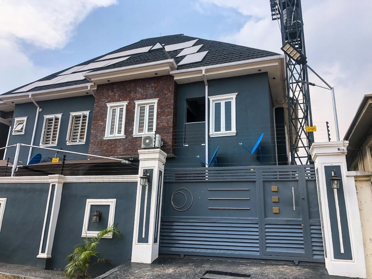Crayford Homes Ikeja Buitenkant foto