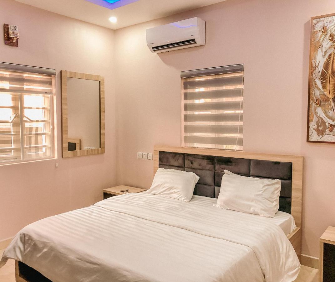 Crayford Homes Ikeja Buitenkant foto